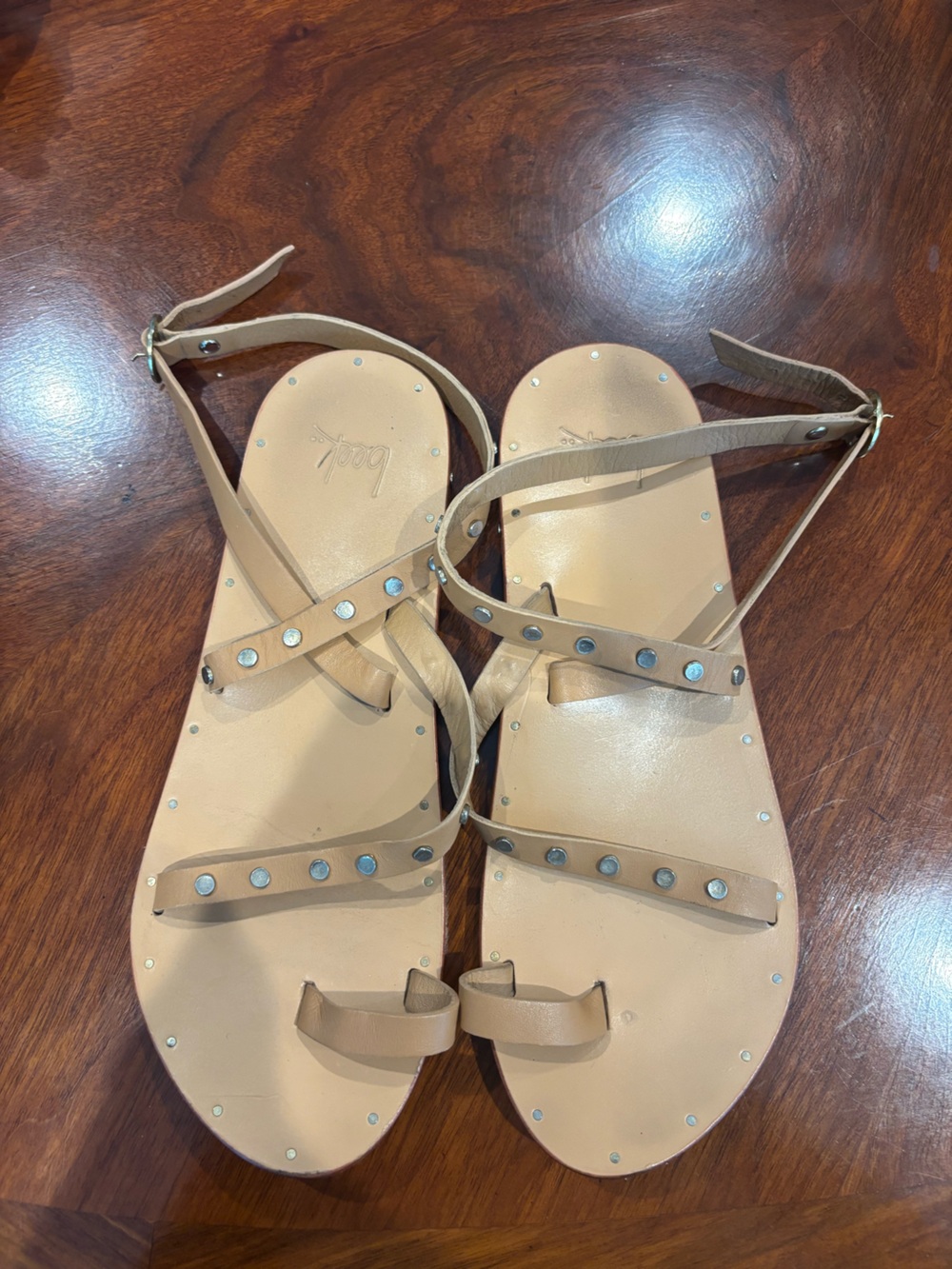 beek Lorikeet studded sandal size 9
